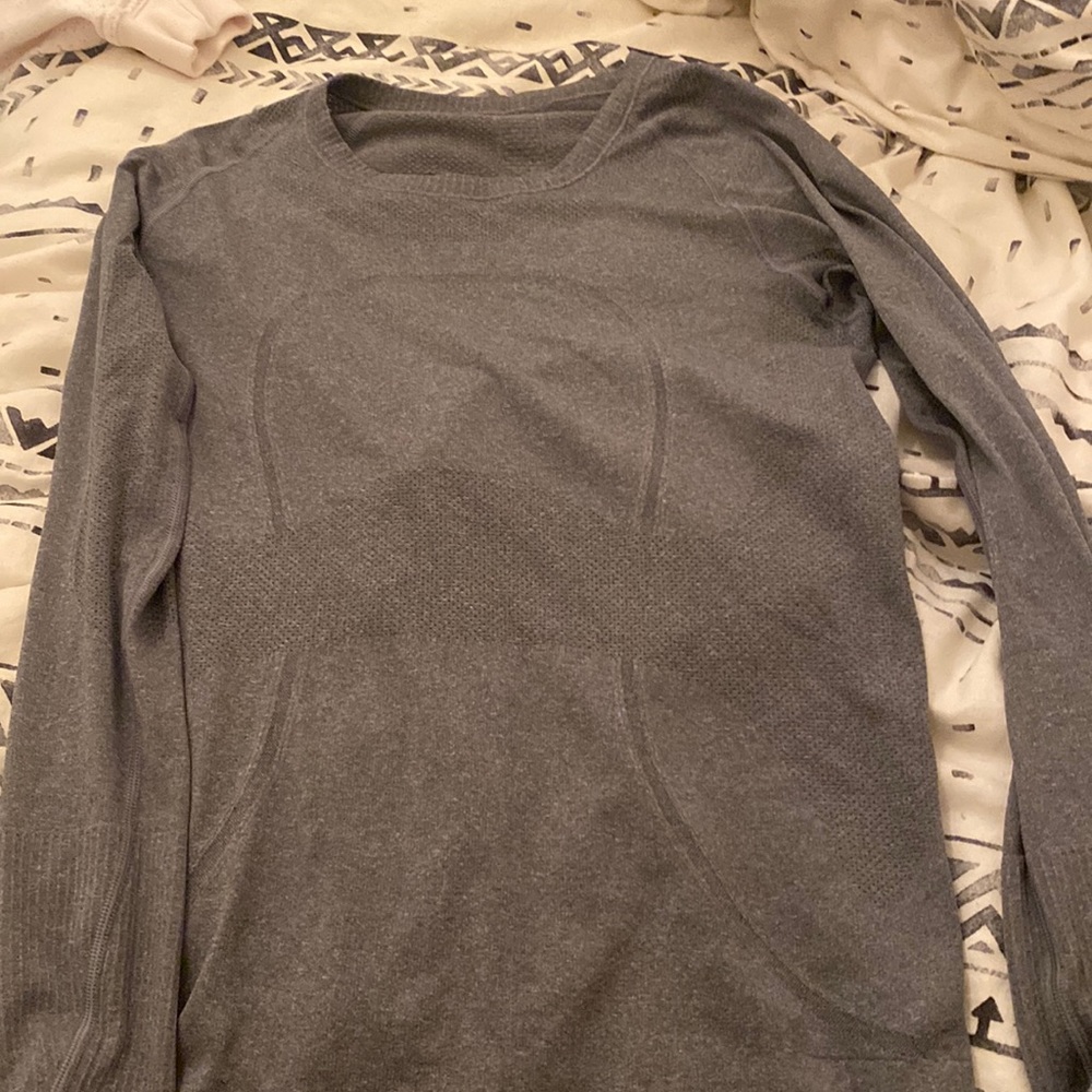 Lululemon swiftly tech